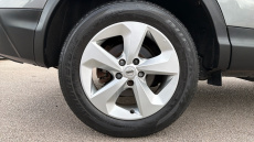 Nissan Qashqai 1.3 DiG-T 160 Acenta Premium 5dr Petrol Hatchback